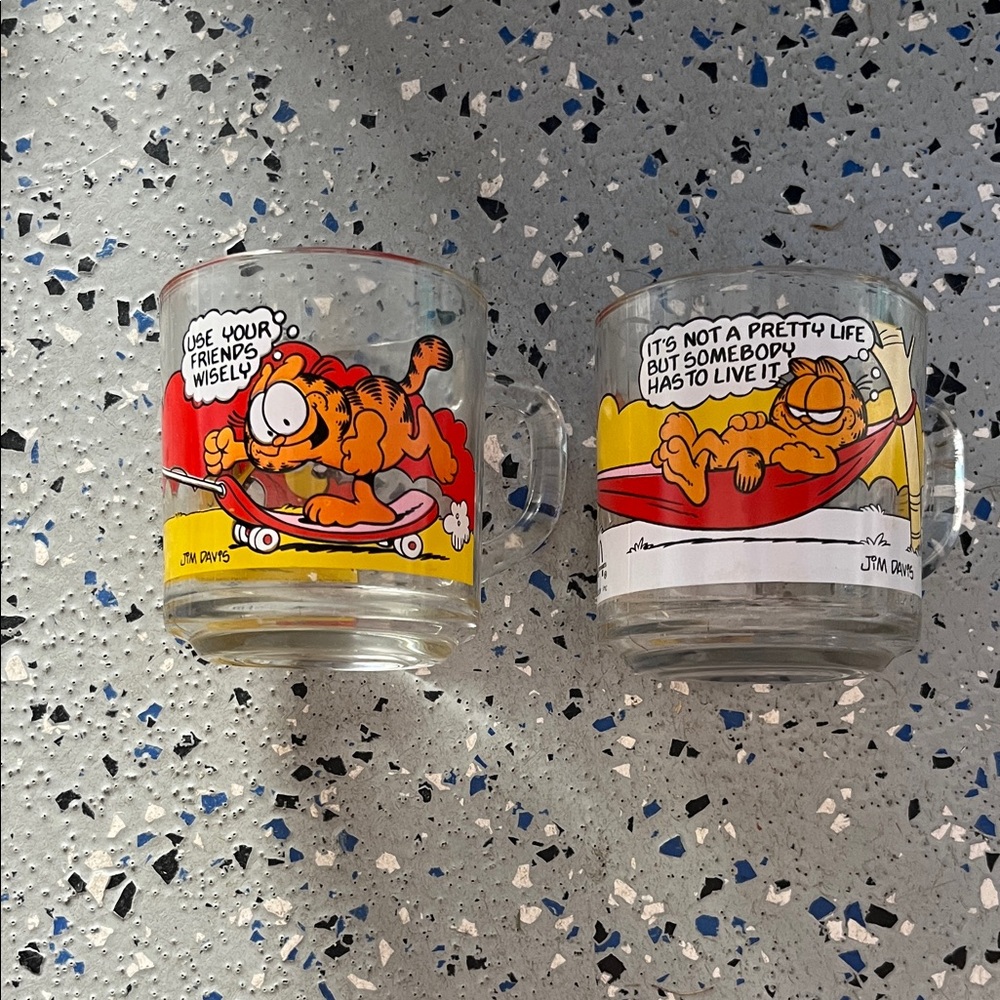 Garfield Comic Glass Mugs Set